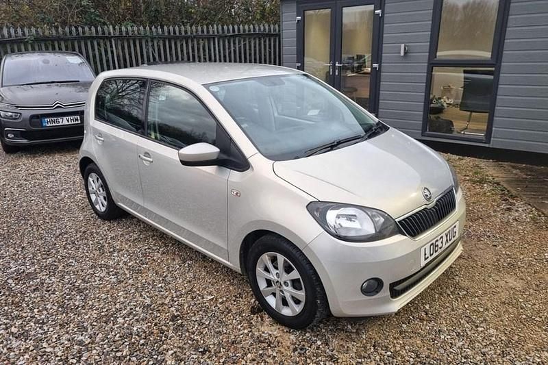 Silver Used 2014 Skoda Citigo Elegance Hatchback | £4,195 (Fair price) - Image 1/1