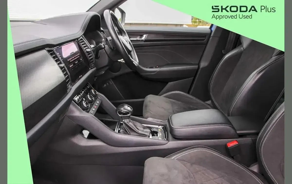 Used Skoda Kodiaq SportLine 150 HP (110 kW) 2022 Race blue metallic SUV