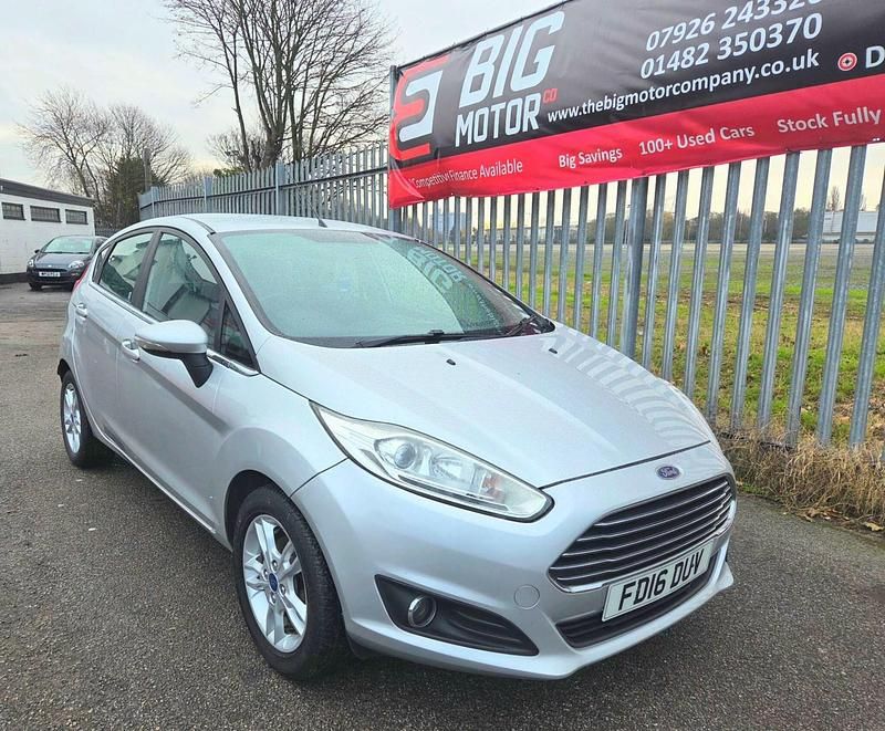Used Ford Fiesta Zetec 2016 Silver Hatchback