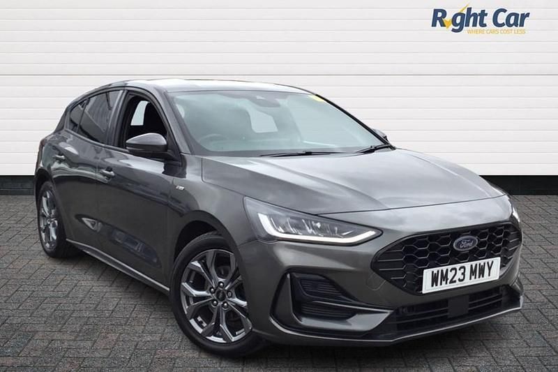 Magnetic grey Used 2023 Ford Focus ST-Line Hatchback | £14,999 (Fair price) - Image 1/1