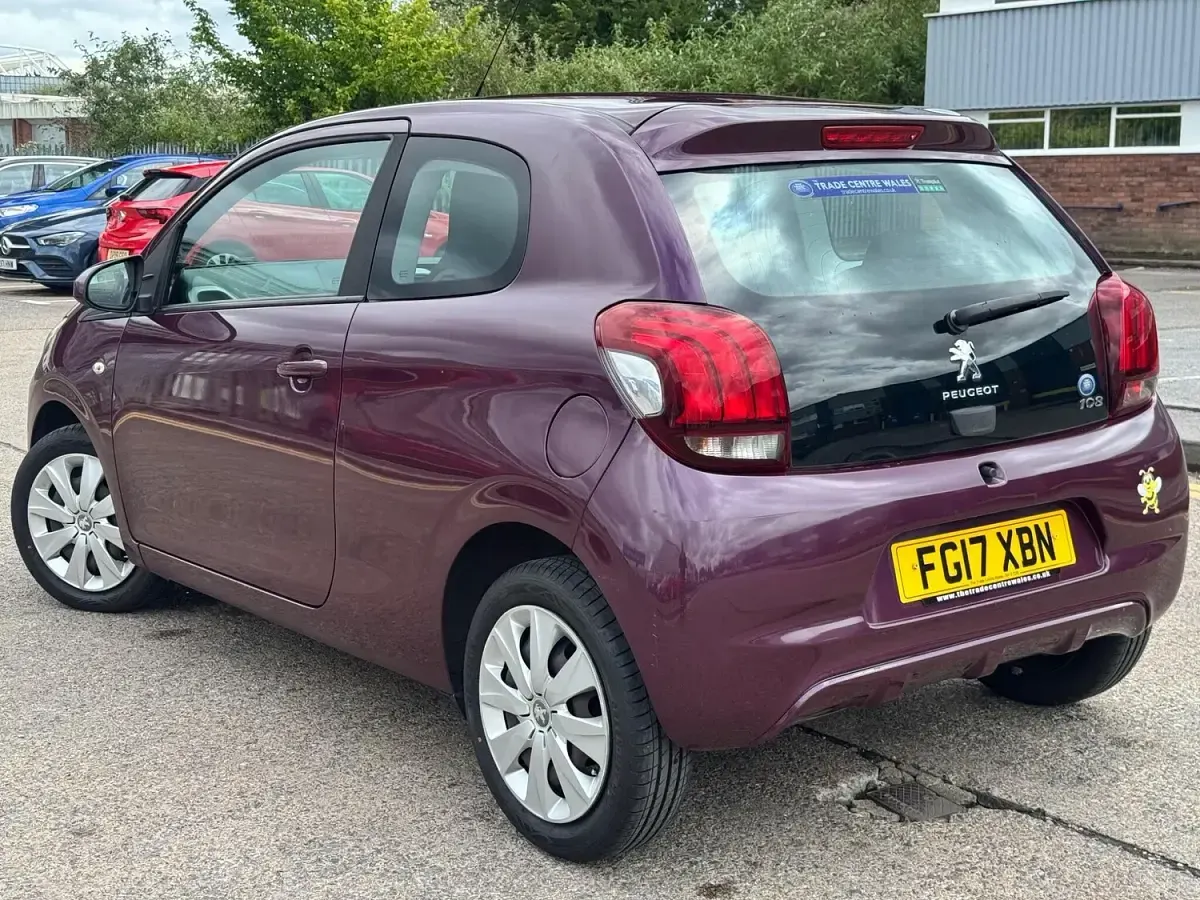 Used Peugeot 108 Active 68 HP (50 kW) 2017 Mauve/purple Hatchback
