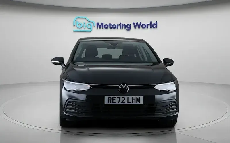 Used VW Golf VIII Life 150 HP (110 kW) 2024 Hatchback