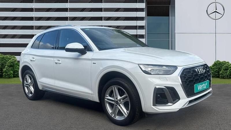 White Used 2022 Audi Q5 S-Line SUV | £28,490 (Good price) - Image 1/3