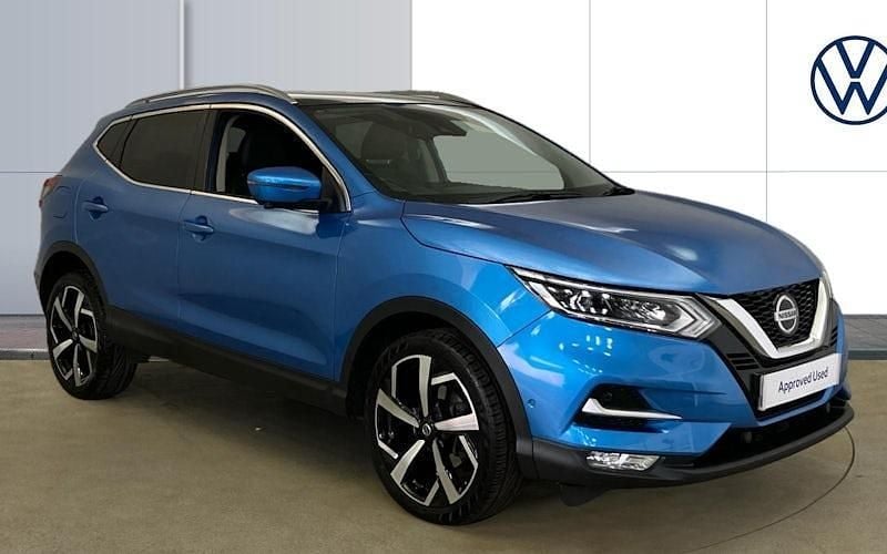 Used 2018 Nissan Qashqai Tekna SUV | £15,347 (Fair price) - Image 1/4