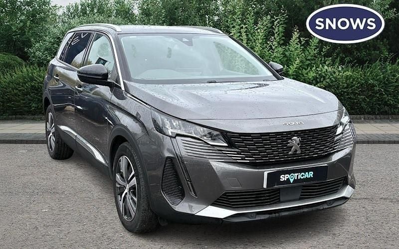 Usado Peugeot 5008 Allure+ 131 HP (96 kW) 2022 SUV