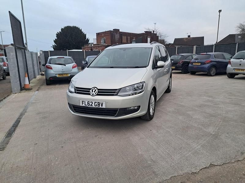 Begagnad VW Sharan SE 2012 Silver Minibuss