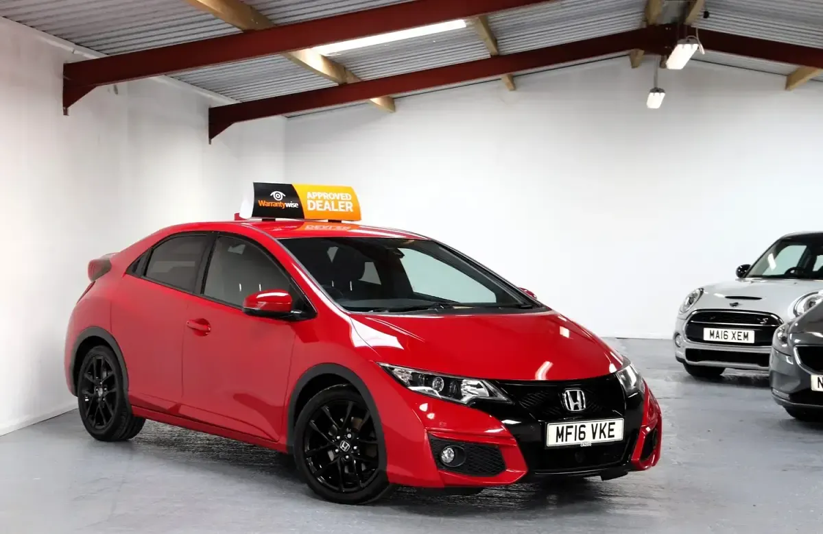 Used Honda Civic Sport 142 HP (104 kW) 2016 Red Hatchback