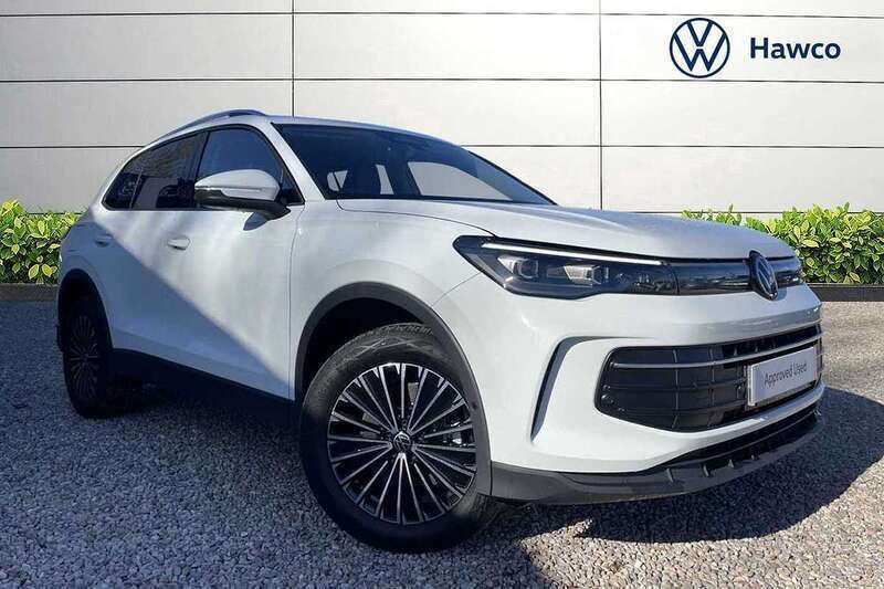 White Used 2025 VW Tiguan Match SUV | £33,995 - Image 1/3