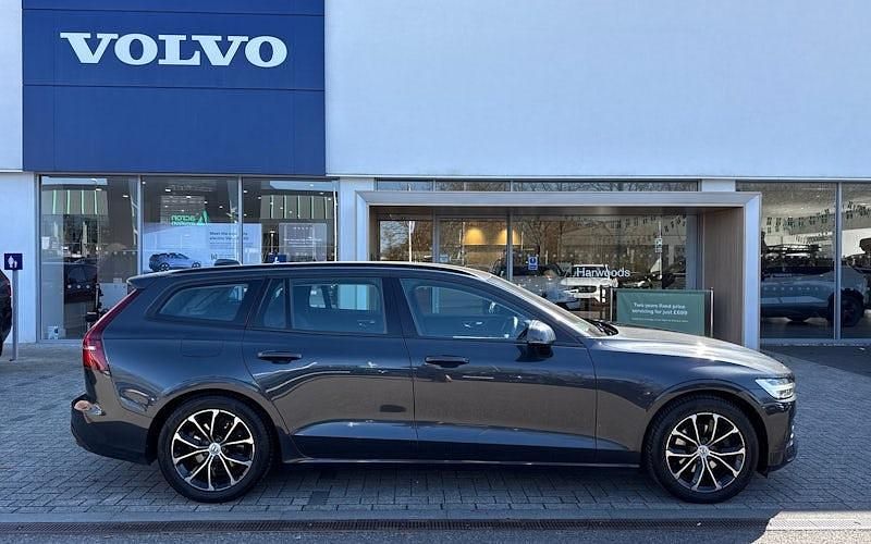 Used Volvo V60 Momentum 150 HP (110 kW) 2019 Estate