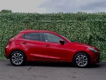 Used Mazda 2 Inclusive 90 HP (66 kW) 2019 Red Hatchback