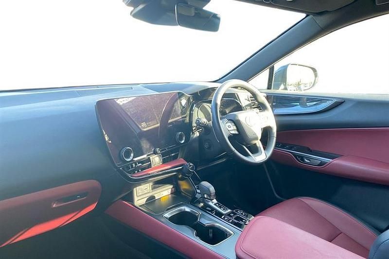 Used Lexus NX450h+ 309 HP (227 kW) 2024 Black SUV