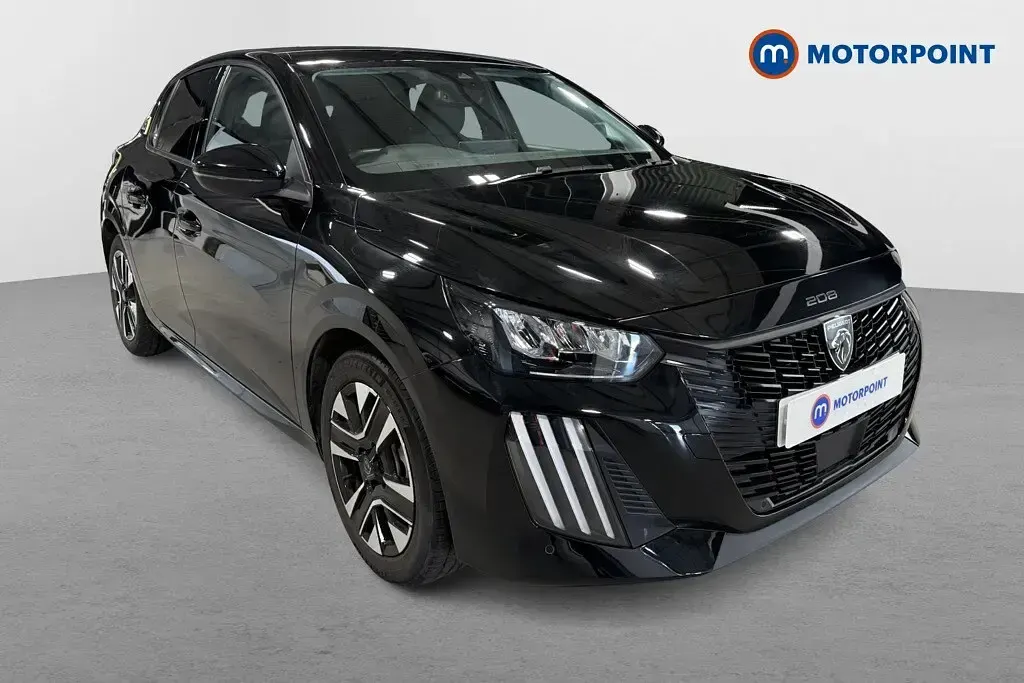 Used Peugeot 208 Allure 101 HP (74 kW) 2025 Hatchback