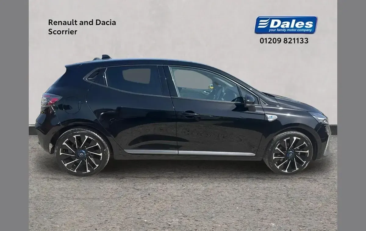 Used Renault Clio V Esprit Alpine 140 HP (102 kW) 2024 Black Hatchback