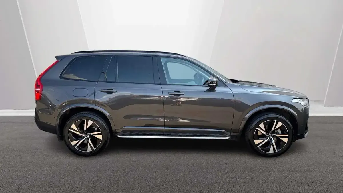 Used Volvo XC90 Plus 247 HP (181 kW) 2024 Grey SUV