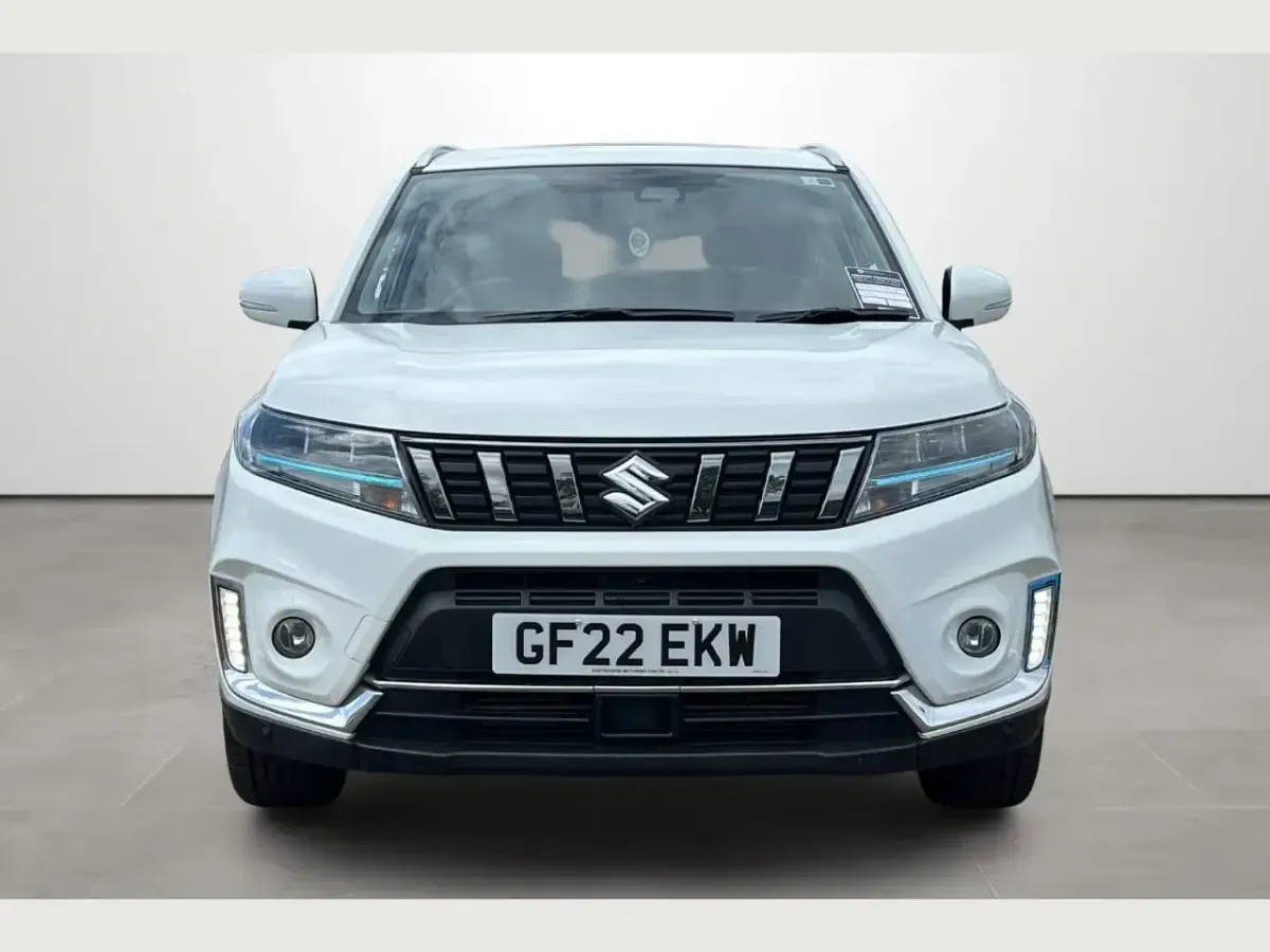 Used Suzuki Vitara SZ5 127 HP (93 kW) 2022 White SUV