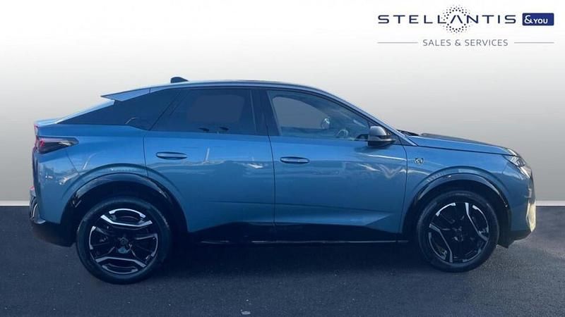 Blue Used 2025 Peugeot e-3008 GT SUV | £25,202 (Fair price) - Image 1/3