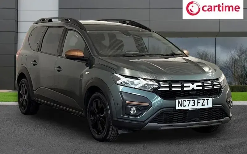 Used Dacia Jogger Extreme 110 HP (80 kW) 2024 MPV