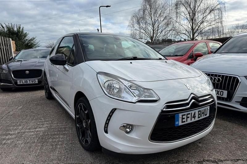 Used Citroën DS3 2014 White Hatchback