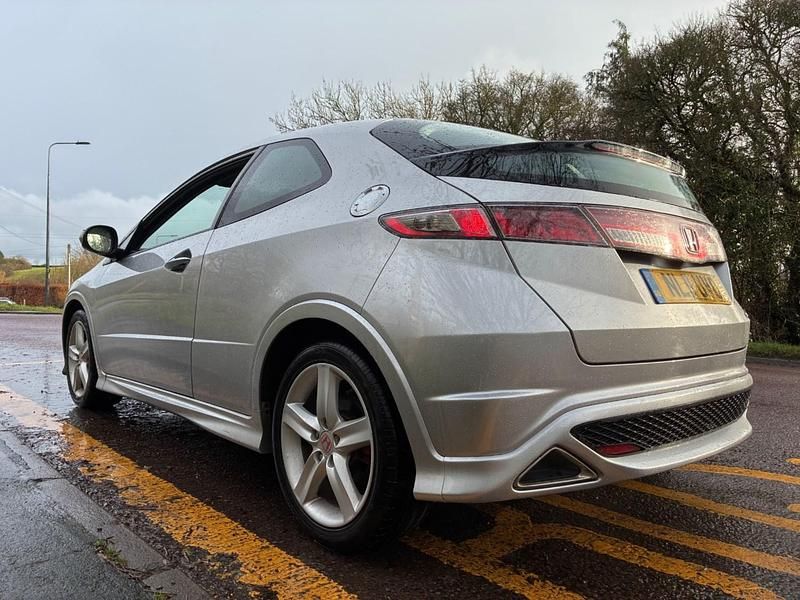 Used Honda Civic Type S 98 HP (72 kW) 2011 Silver Hatchback