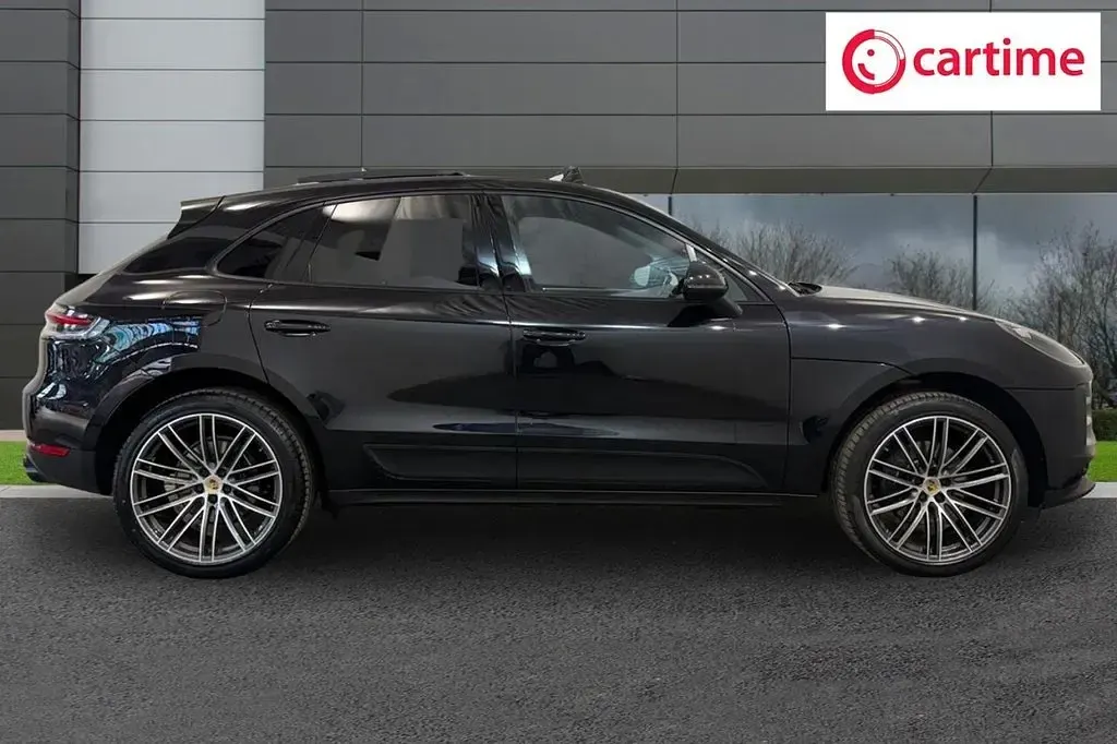 Used Porsche Macan 252 HP (185 kW) 2020 Black SUV
