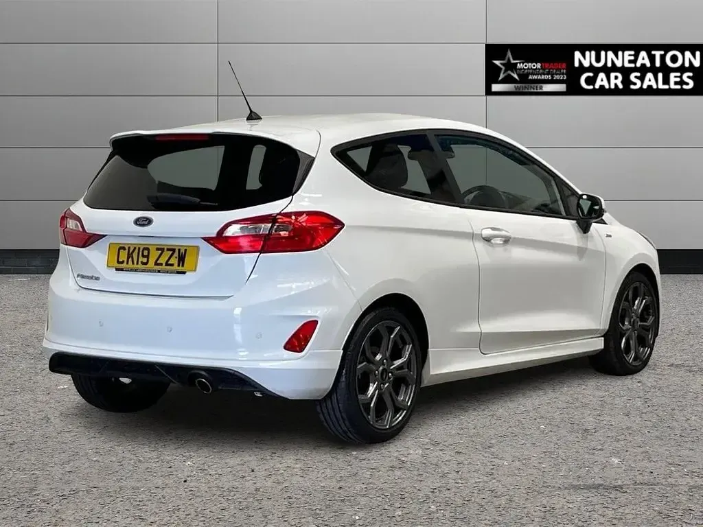Used Ford Fiesta ST-Line 100 HP (73 kW) 2019 White Hatchback