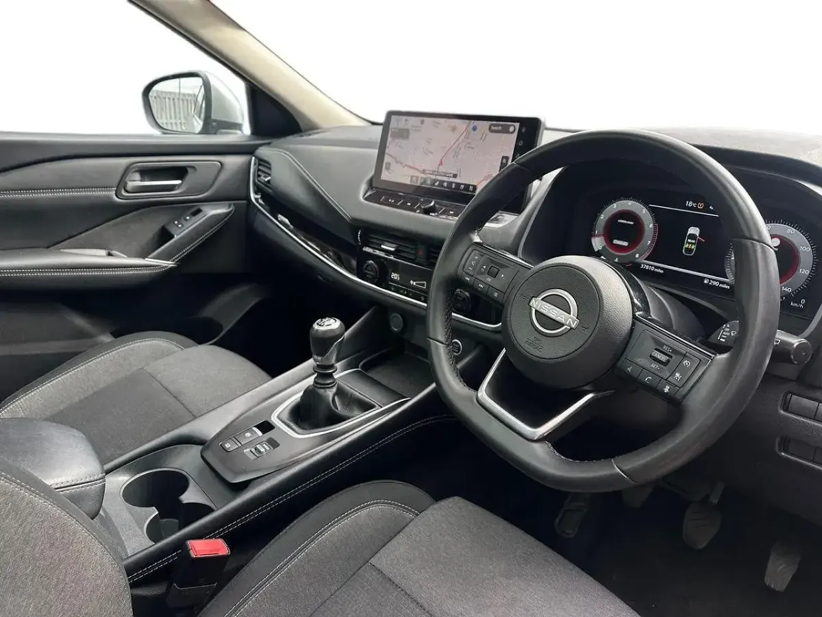 Used Nissan Qashqai N-Connecta 138 HP (101 kW) 2024 Grey SUV