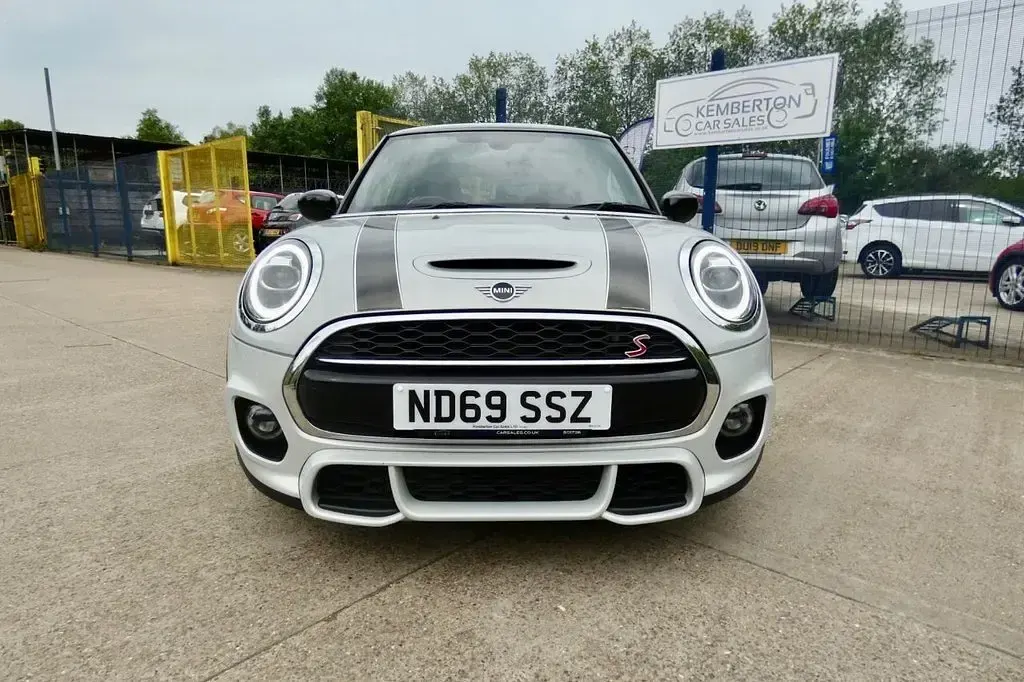 Used Mini Cooper S Hatch 192 HP (141 kW) 2019 Silver Hatchback