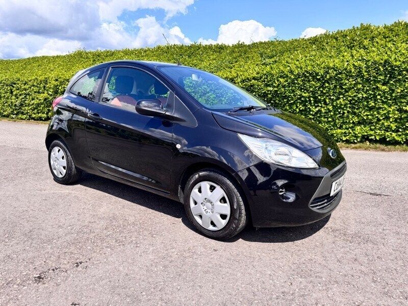 Black Used 2014 Ford Ka Hatchback | £2,250 (Fair price) - Image 1/4