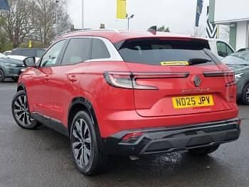 Used Renault Austral Techno 200 HP (147 kW) 2025 Red SUV