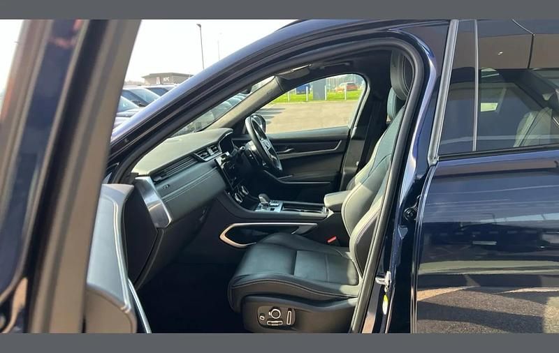 Used Jaguar F-Pace R-Dynamic 204 HP (150 kW) 2024 Metallic  portofino blue SUV