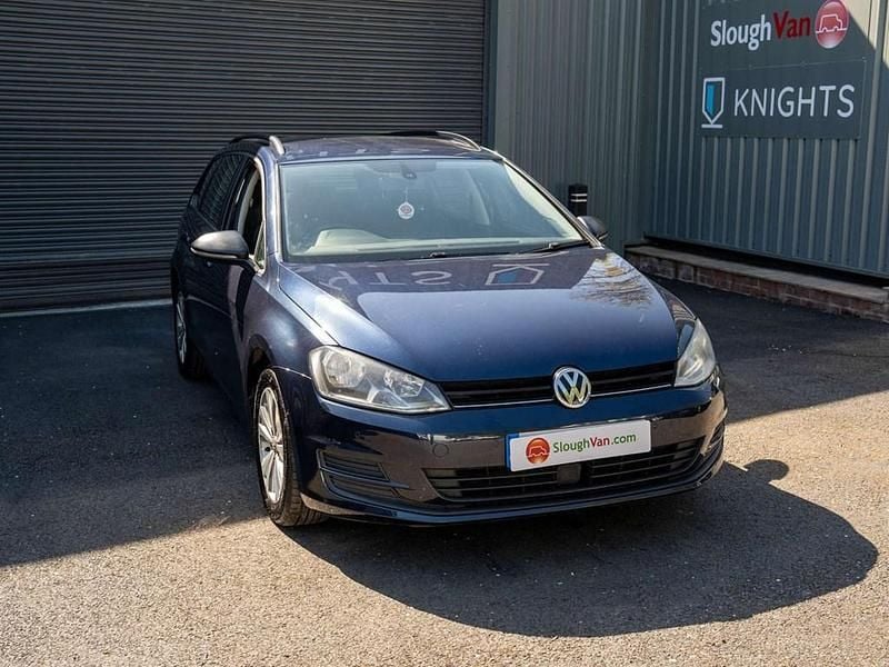 Used VW Golf VII SE 105 HP (77 kW) 2013 Blue Estate