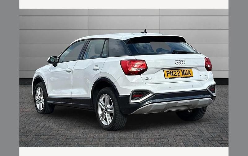 Used Audi Q2 Sport 110 HP (80 kW) 2022 Ibis white SUV
