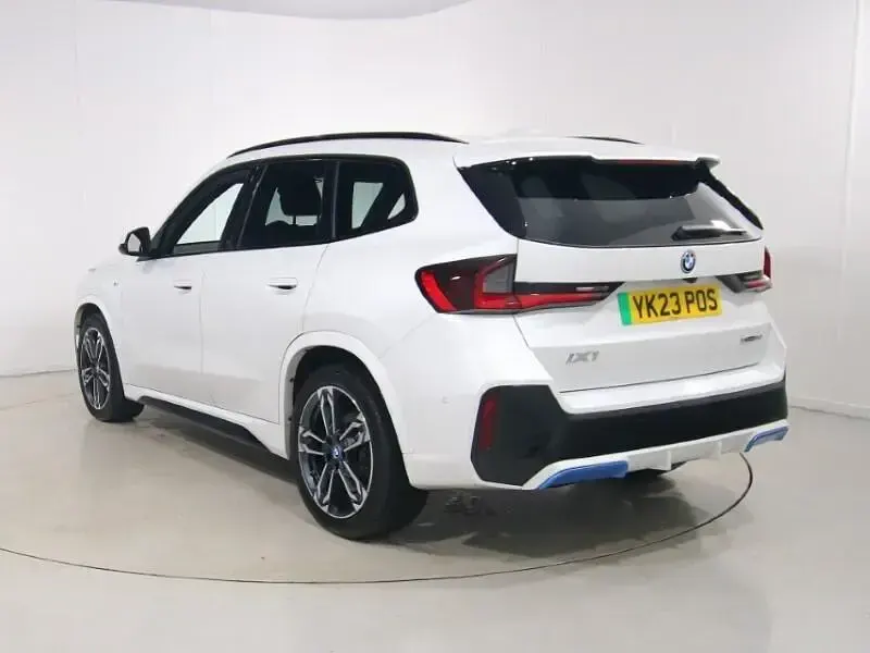 Usado BMW iX1 M Sport 227 kW (309 HP) 2023 Branco SUV