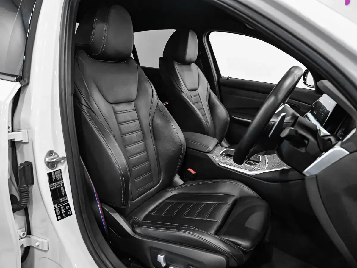 Used BMW 320 M Sport 181 HP (133 kW) 2021 White Sedan