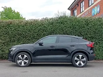 Usado Volvo C40 Core 169 kW (231 HP) 2023 Preto SUV