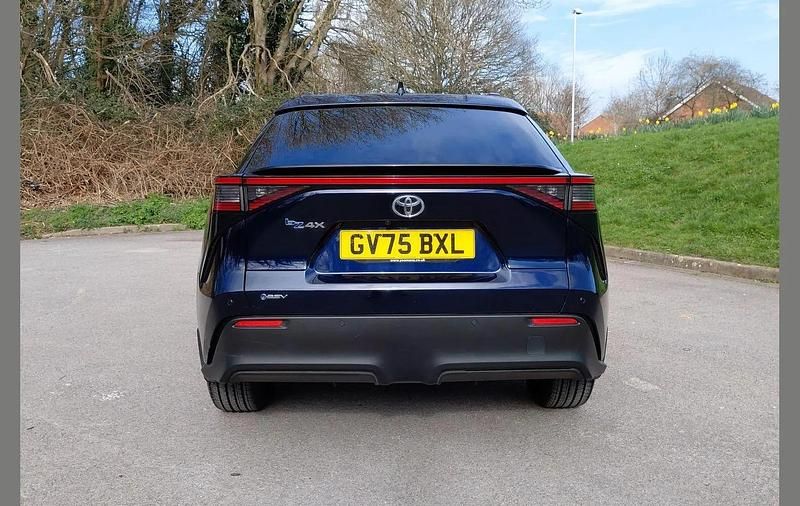 Used Toyota bZ4X Design 164 kW (224 HP) 2025 Blue SUV
