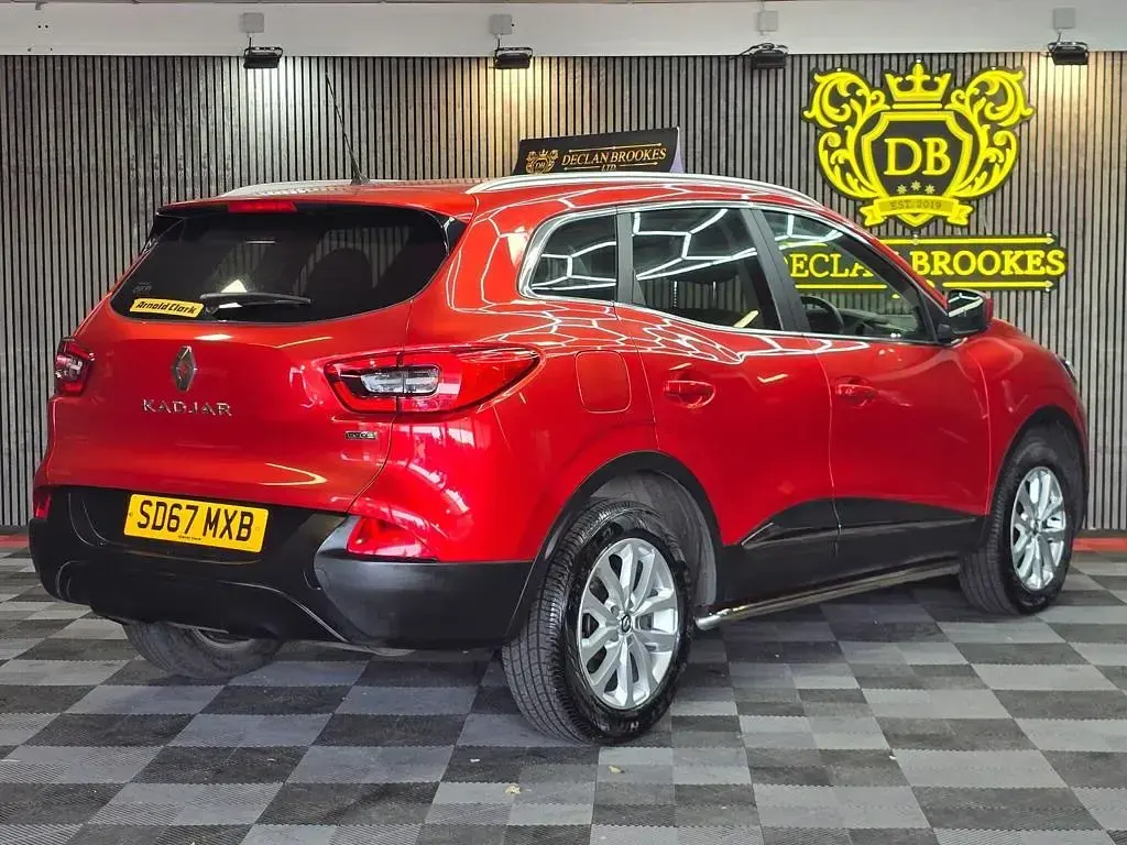 Usado Renault Kadjar Dynamique 130 HP (95 kW) 2017 Vermelho SUV