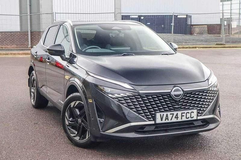 Grey Used 2025 Nissan Qashqai N-Connecta SUV | £25,476 (Fair price) - Image 1/4