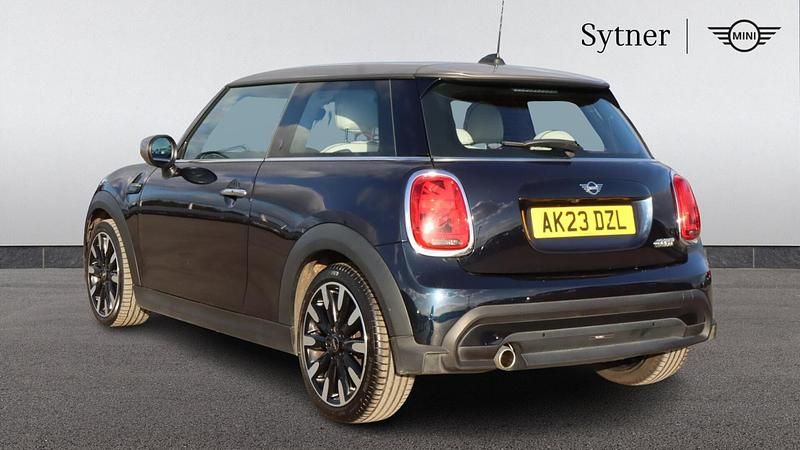 Used Mini Cooper Exclusive 134 HP (98 kW) 2023 Black Hatchback