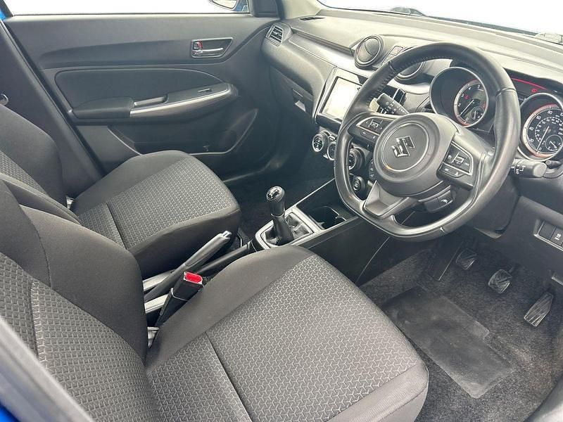 Used Suzuki Swift SZ5 83 HP (61 kW) 2021 Blue Hatchback