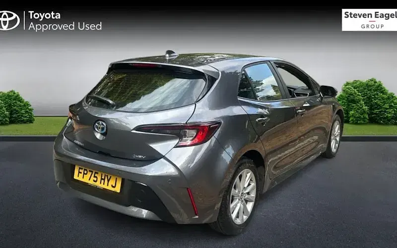 Used Toyota Corolla 178 HP (130 kW) 2025 Grey Hatchback