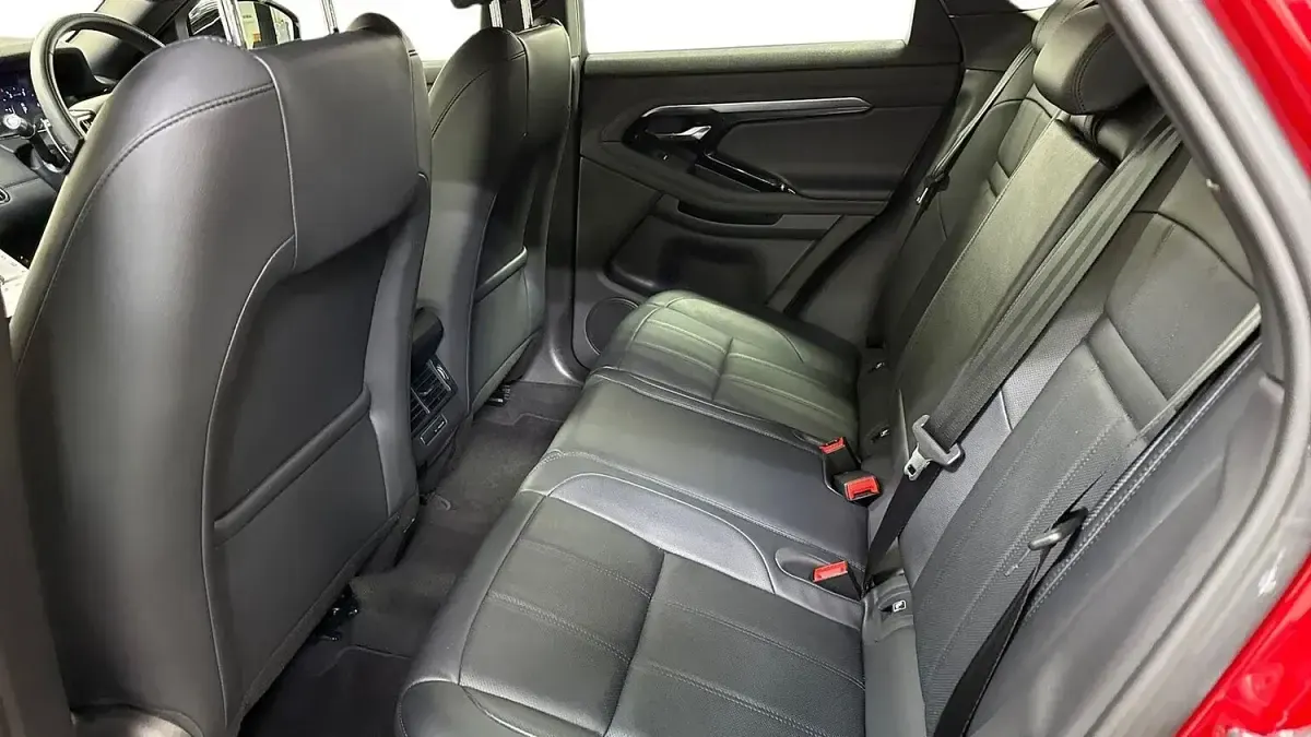 Used Land Rover Range Rover evoque SE Dynamic 204 HP (150 kW) 2021 Red SUV