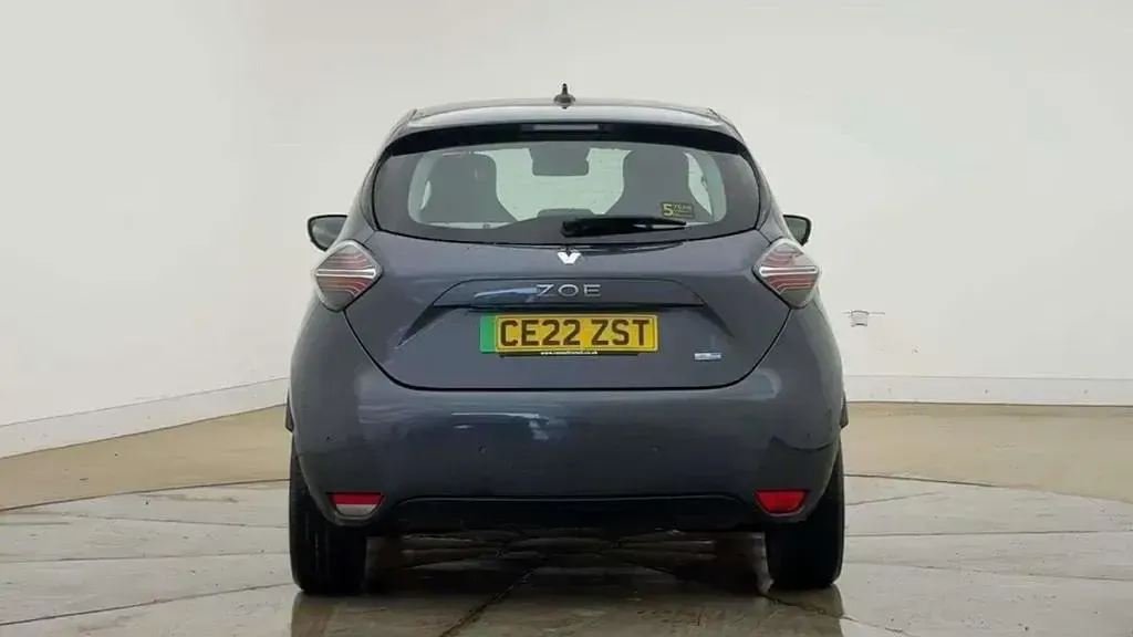 Used Renault Zoe Iconic 100 kW (136 HP) 2022 Hatchback