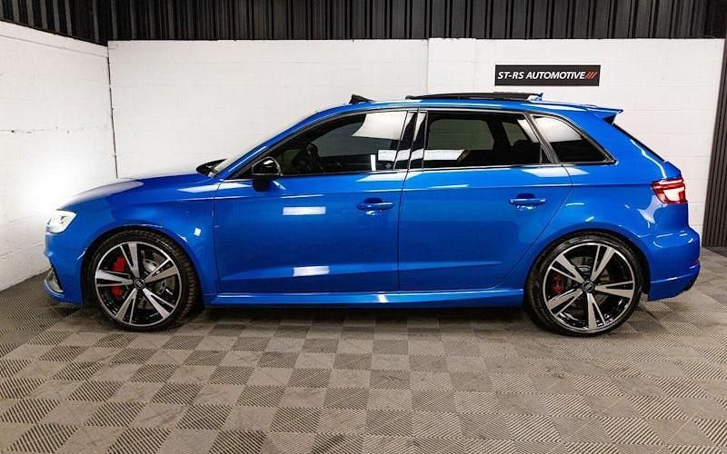 Used Audi RS3 Comfort 400 HP (294 kW) 2017 Blue Sedan