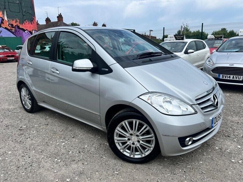 Silver Used 2009 Mercedes A160 Elegance Hatchback | £2,495 (Fair price) - Image 1/4