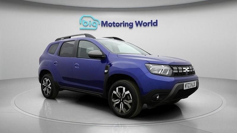 Begagnad Dacia Duster Journey 90 HK (66 kW) 2023 Blå SUV