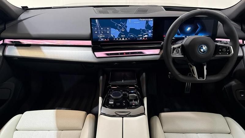 Used BMW i5 M Sport 246 kW (335 HP) 2025 Black Sedan