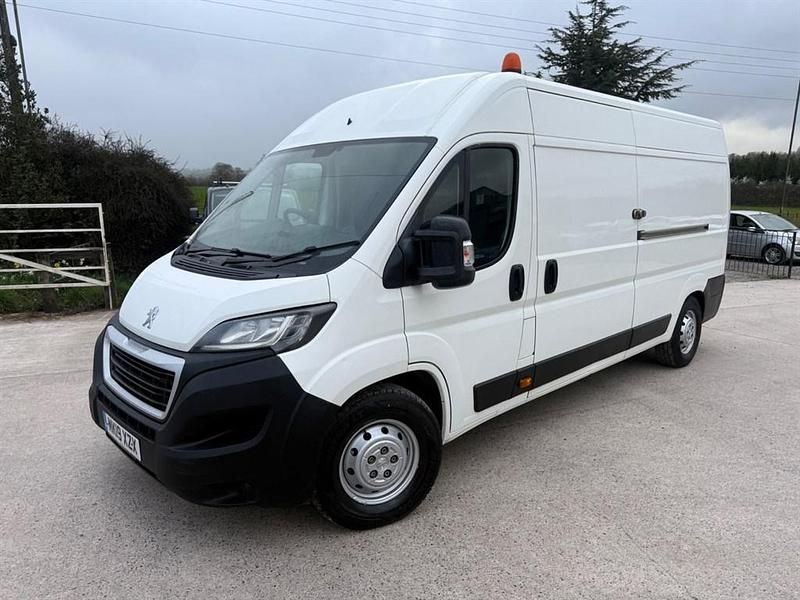 Used Peugeot Boxer 2019 White Van