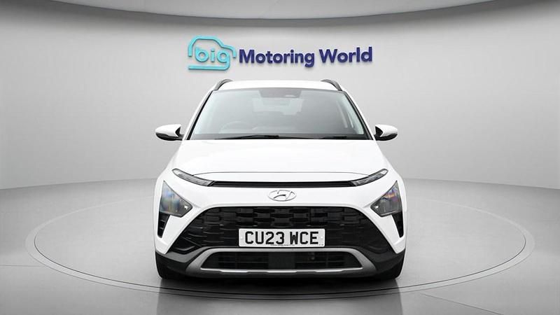 Used Hyundai Bayon Premium 120 HP (88 kW) 2023 White SUV
