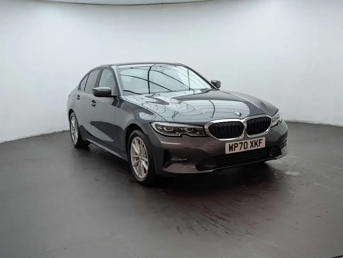 Used BMW 330e Luxury Line 292 HP (214 kW) 2020 Grey Sedan